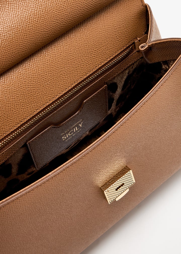 bb6002b10018m417_6.jpg?ts=20250418030523