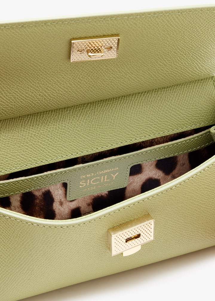 bb7116b100180527_7.jpg?ts=20251219125542