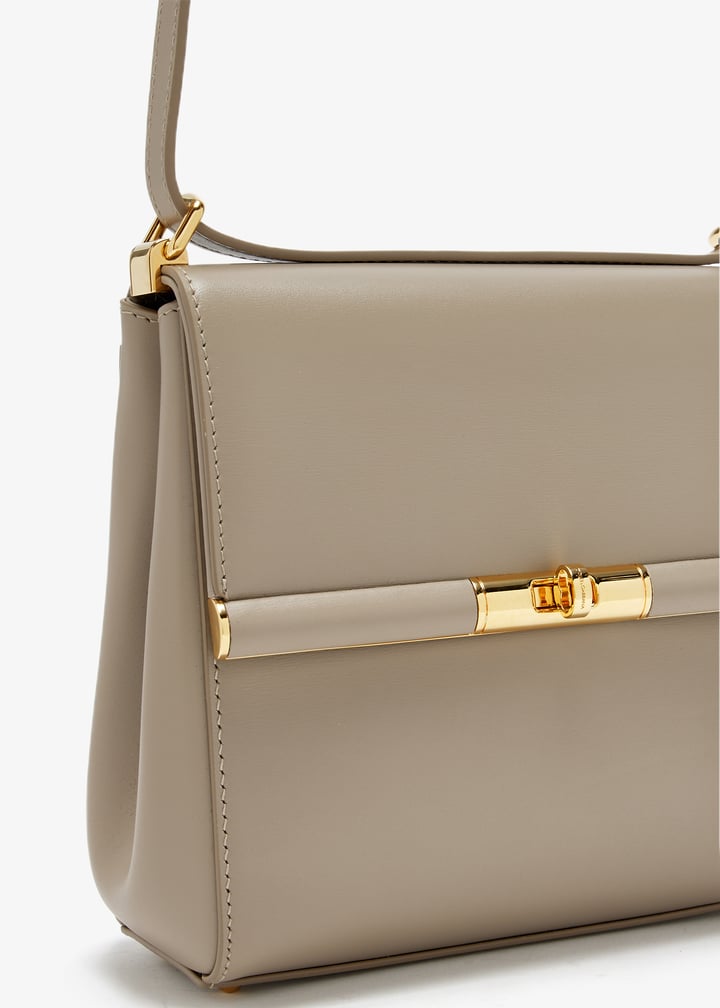 bb7726a3g198i399_4.jpg?ts=20241207031017