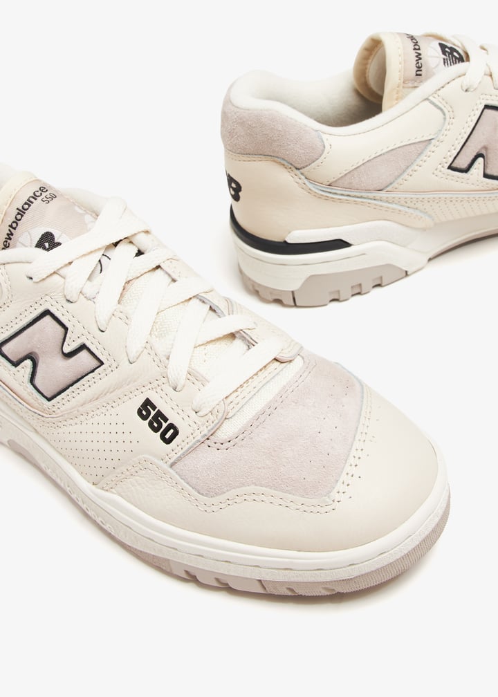 New Balance BB550 sneakers for Women - Beige in USA | Level Shoes
