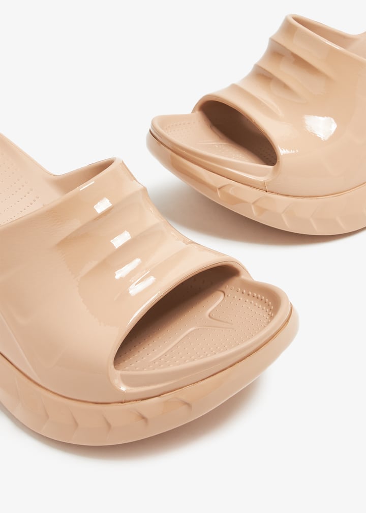 be305be1d9667_3.jpg?ts=20240327034030