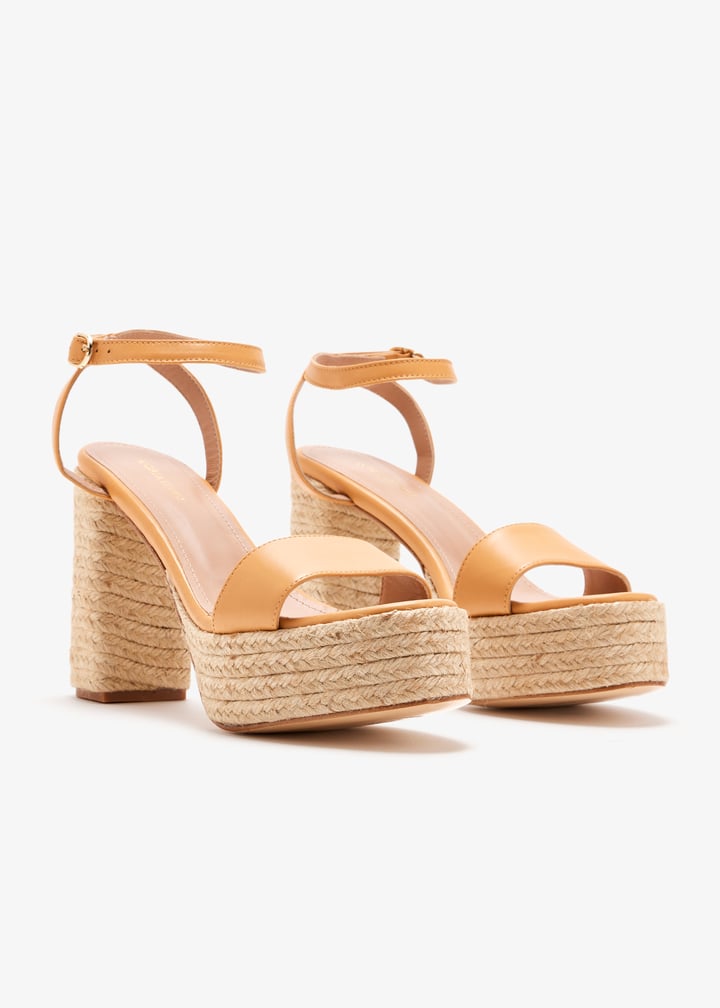 becka-camlth_7.jpg?ts=20250801030023