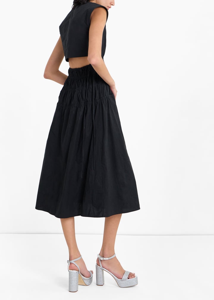 becka-slvraf_2.jpg?ts=20251216040049