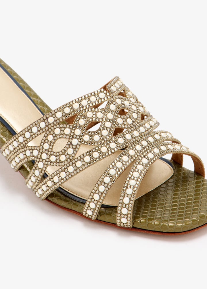 benat-khaki_5.jpg?ts=20241219030513