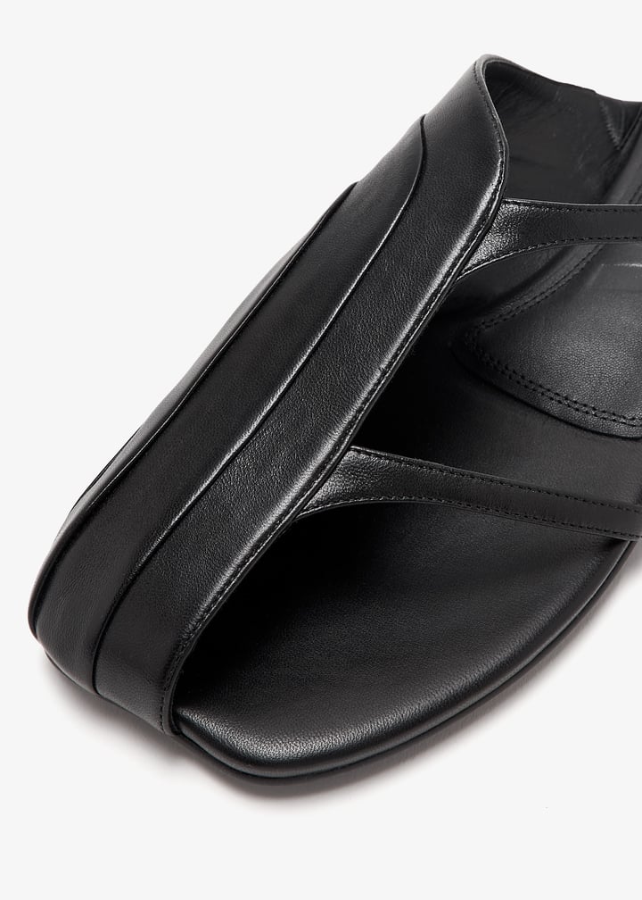 beya-drkngt_5.jpg?ts=20241121032513