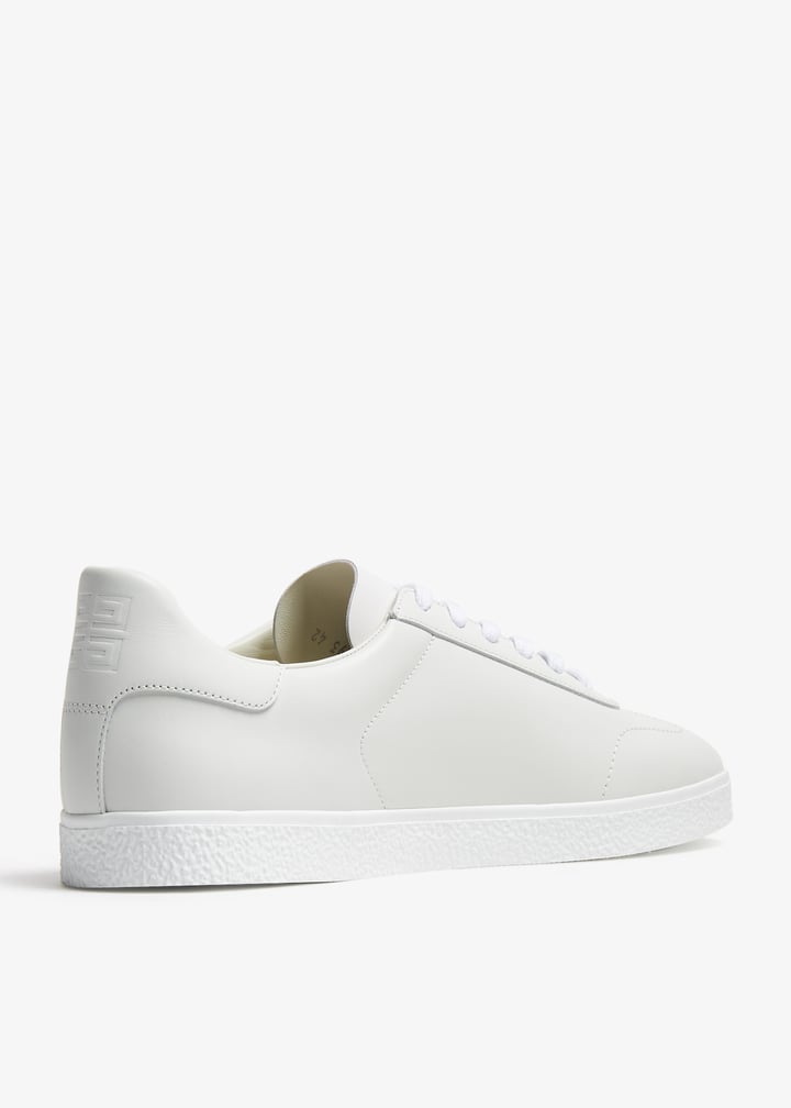 Givenchy Town sneakers for Men - White in UAE | Level Shoes