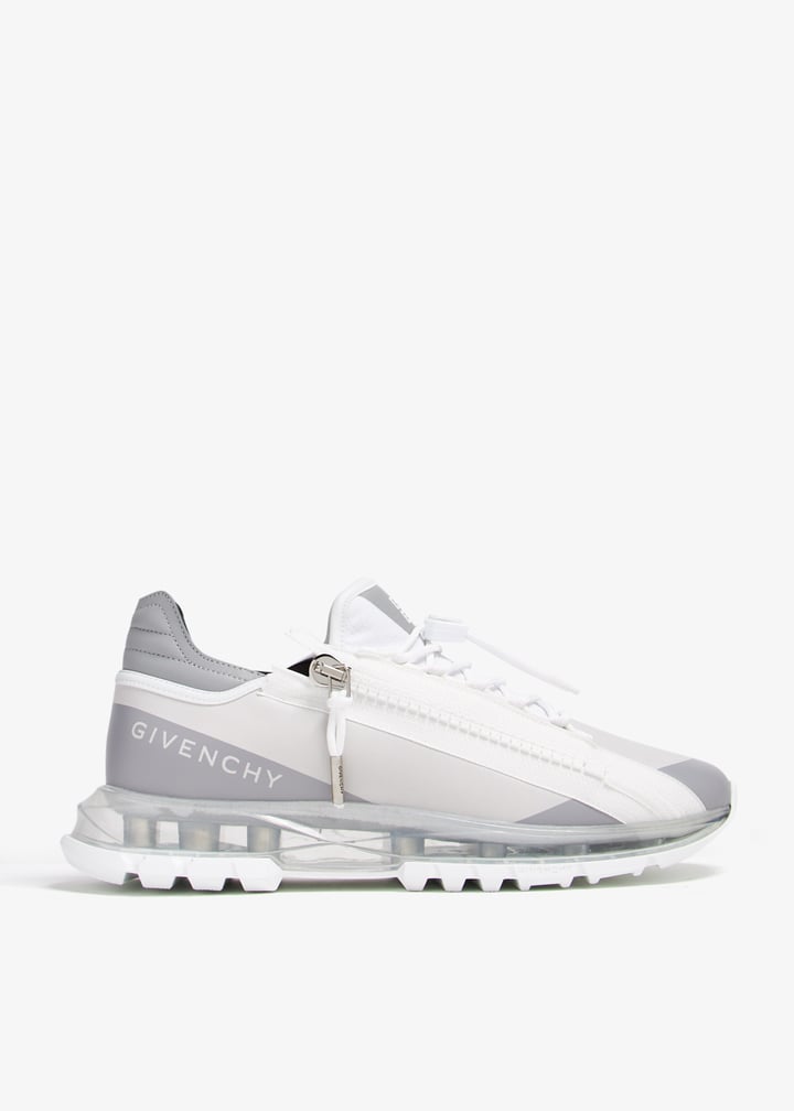 Givenchy Spectre Runner sneakers for Men - Grey in Oman
