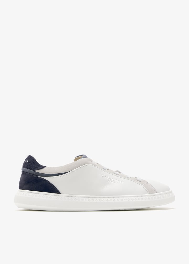 GIVENCHY LOW SNEAKER WITH ELASTIC スニーカー Givenchy Low top leather sneakers with grey elastic band