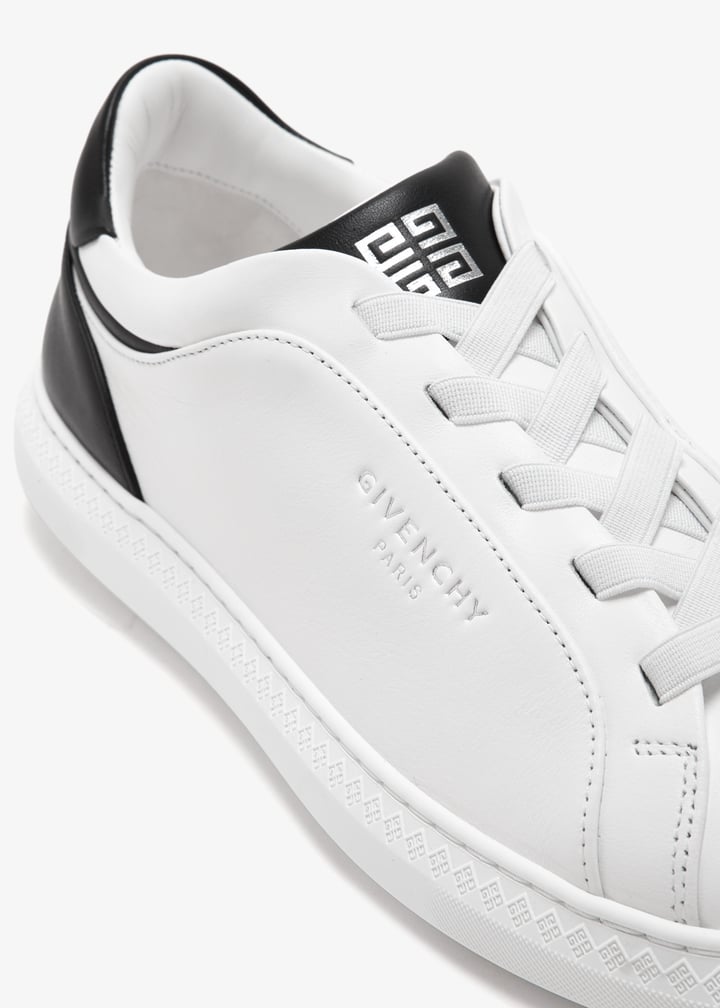 【送料&関税込】Givenchy G Set Low Sneakers In White Leather Givenchy G Set Low top elastic sneakers for Men - White in