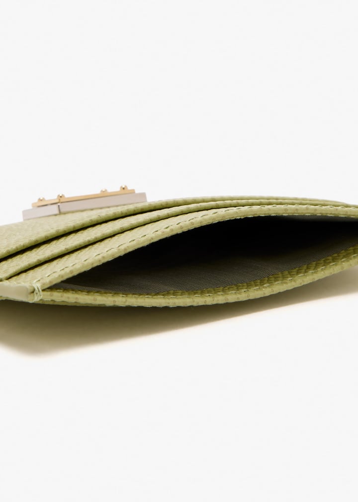 bi0330a100180527_7.jpg?ts=20251219115137