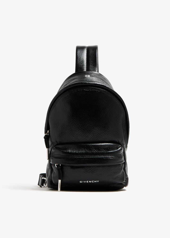 【関税込み】Givenchy ブラック Essential U バックパック Buy Givenchy Essential U Backpack 'Black' - BK50F3K1ZL 001