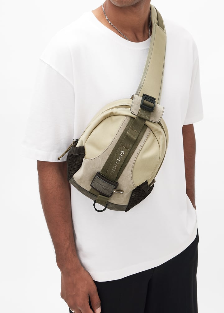 ★GIVENCHY★G トレイル ナイロン スリング バック ☆GIVENCHY☆G トレイル ナイロン スリング バック