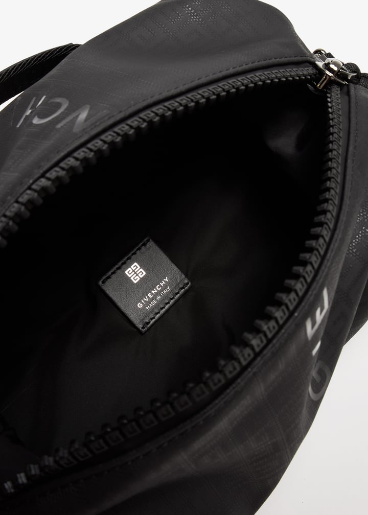 Givenchy G-Zip bum bag for Men - Black in UAE | Level Shoes