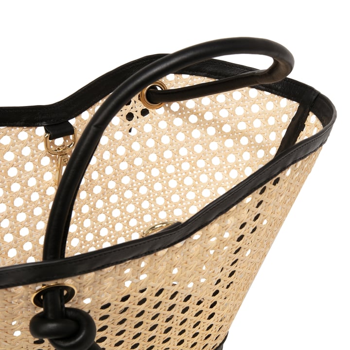 celblkch-flk-black_2.jpg?ts=20220505183626