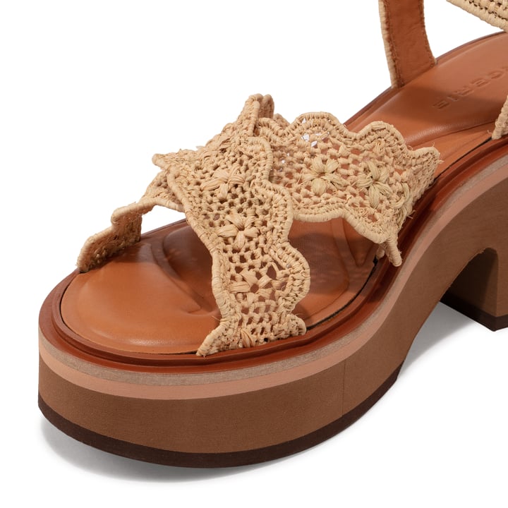 charlize-961_3.jpg?ts=20220505183630