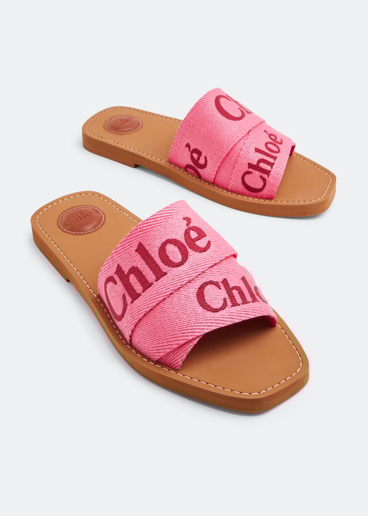 Chloé Woody flat sandals for Women - Pink in Qatar | Level Shoes