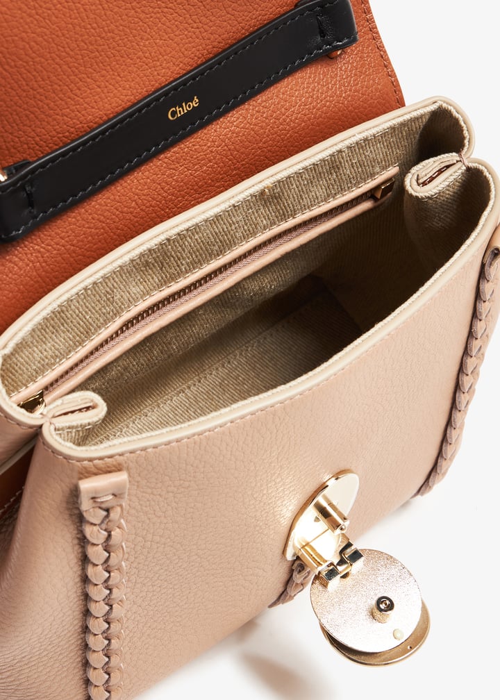 CHLOE｜ (CHC23US567K15 28U) Chloé Penelope small soft shoulder bag for Women - Beige in
