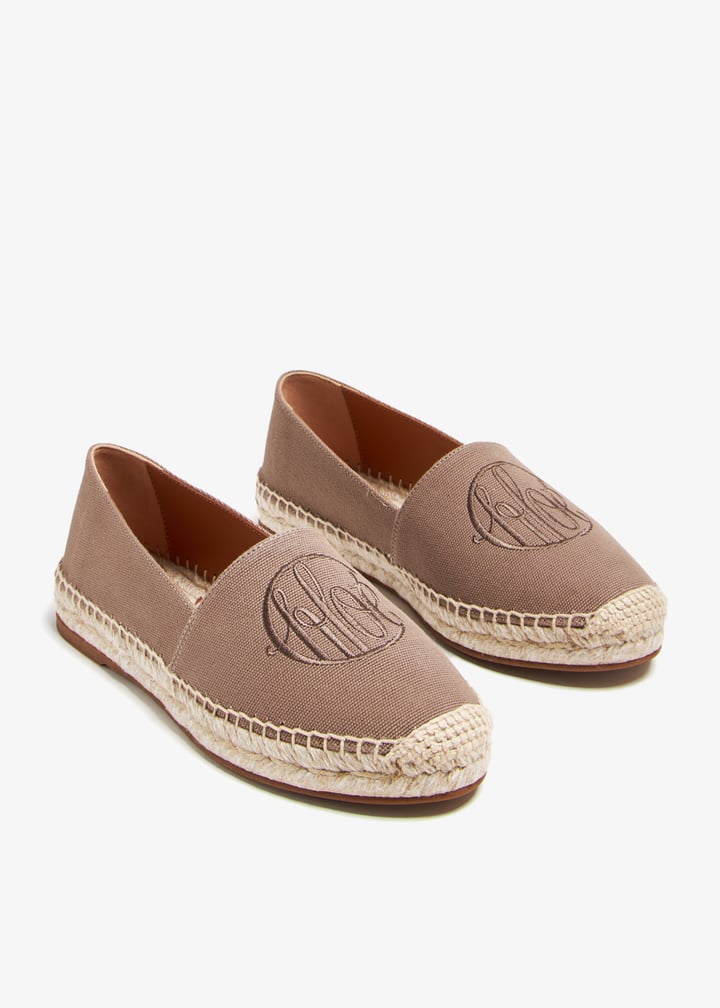 chc24a04e08-20c_5.jpg?ts=20240608030516