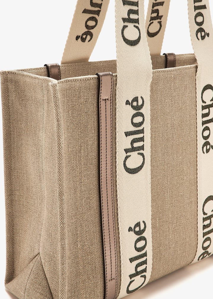 Chloé Woody medium tote bag for Women - Beige in UAE | Level