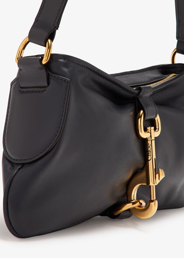 ショルダーバッグ・ポシェット CHLOE 'Kerala 25' shoulder bag Chloé Kerala 25 Shoulder Bag in Soft Leather in Dark ebony