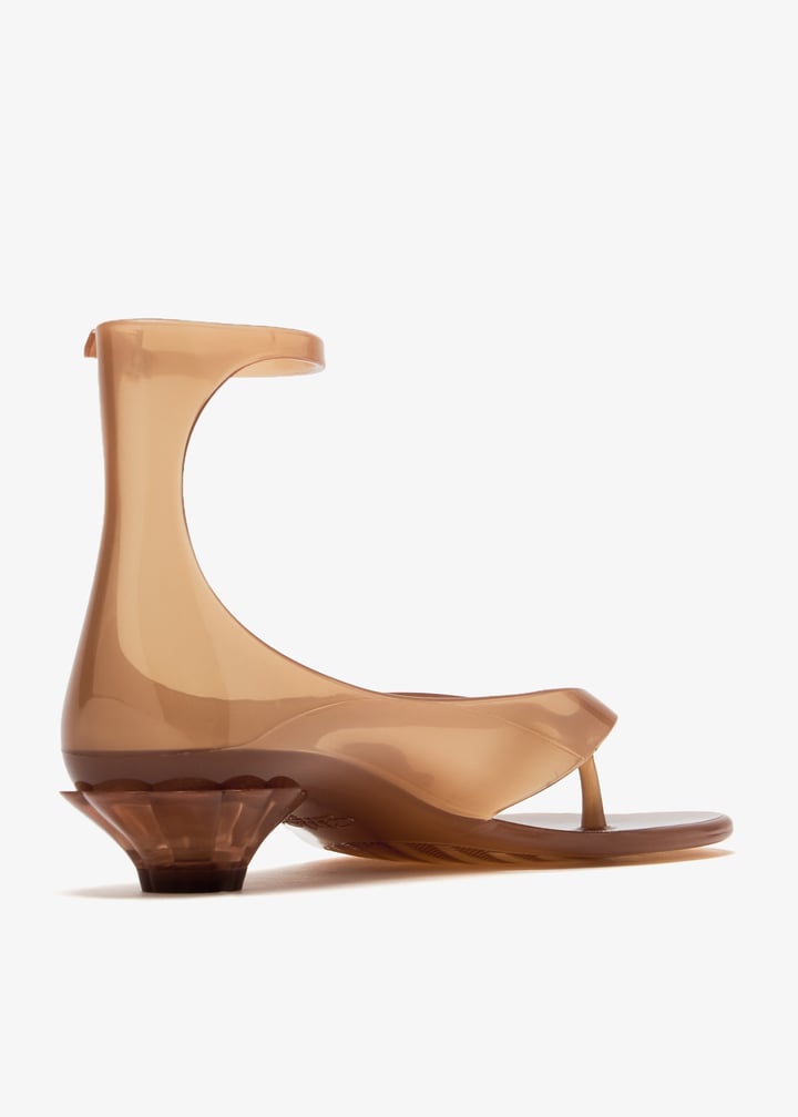 Chloé Jelly sandals for Women - Brown in UAE | Level Shoes