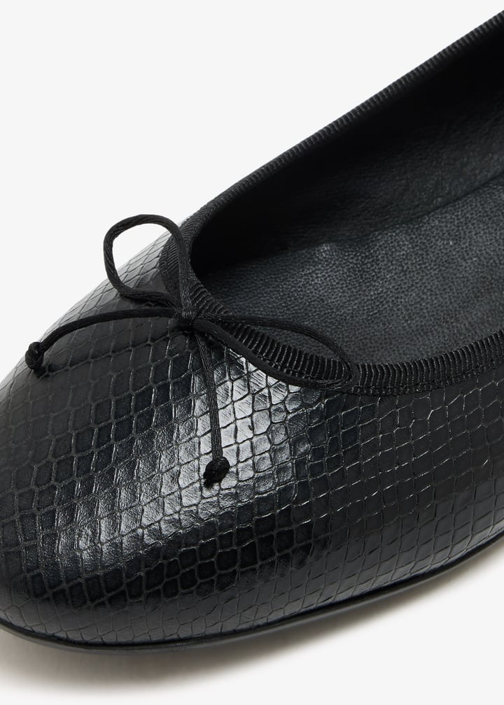 chloe-blklzr_5.jpg?ts=20251216021222