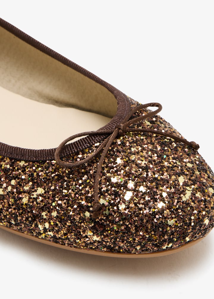 chloe-gtrbrn_5.jpg?ts=20251207025556