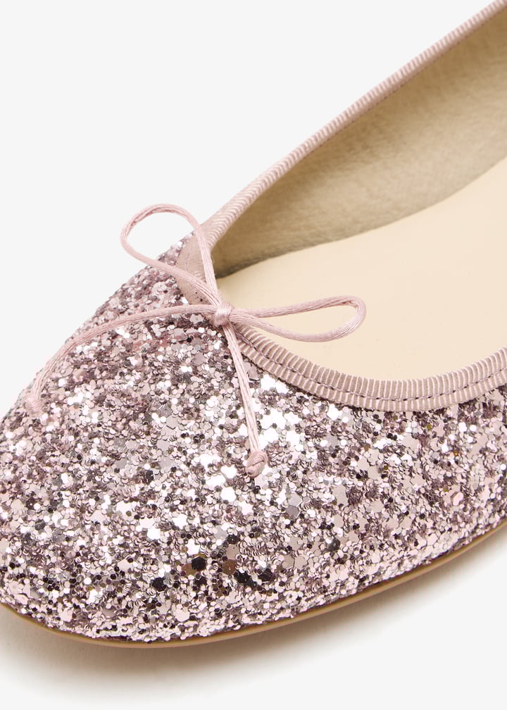 chloe-gtrpnk_5.jpg?ts=20251207025558