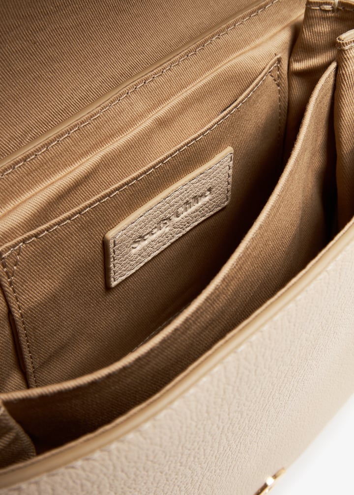 chs17ss896305-24h_7.jpg?ts=20240305035041