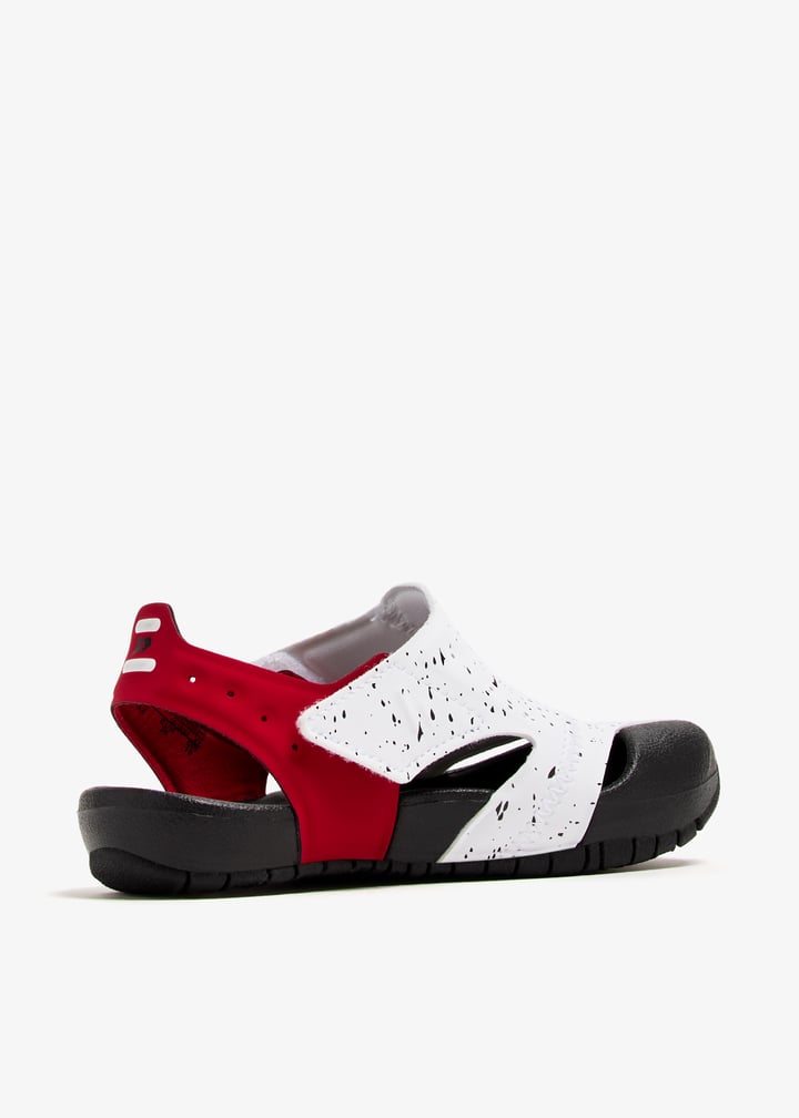 Nike Jordan Flare sandals for Boy - White in UAE | Level Shoes