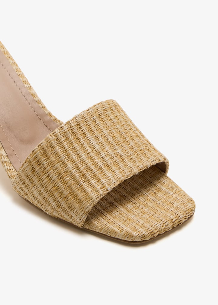 claudia-natraf_5.jpg?ts=20250801030621