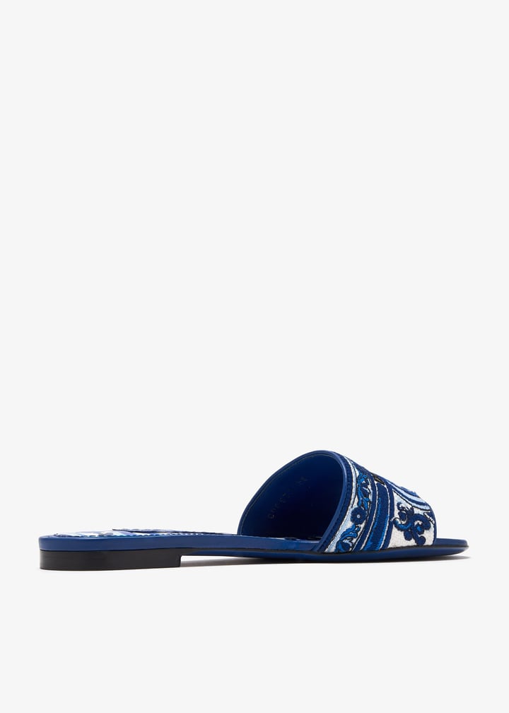 サンダル・ミュール Dolce & Gabbana 'Maiolica' sandals Dolce&Gabbana Maiolica-embroidered slide sandals for Women