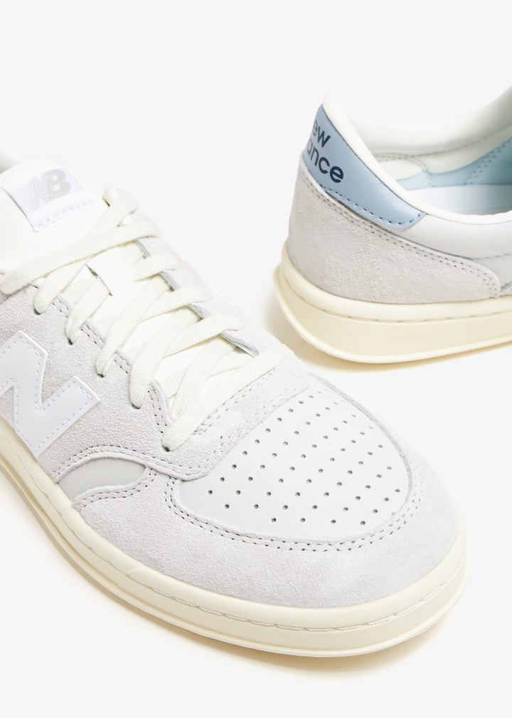 New Balance CT500 sneakers for Men - Grey in UAE | Level Shoes