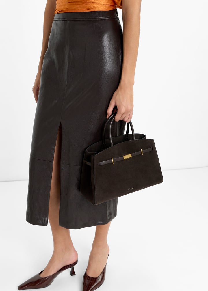 d111-dkchoc_2.jpg?ts=20260131020600