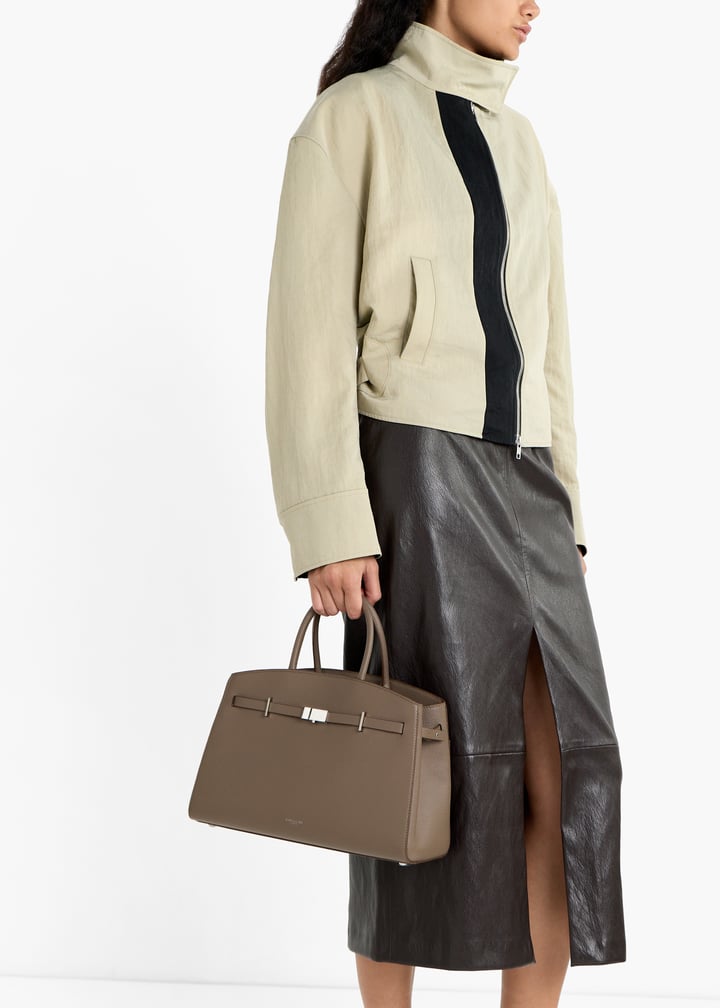 d111-dktaup_2.jpg?ts=20260131020601