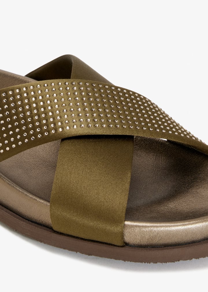 daliana-06-olsngr_5.jpg?ts=20251208130345