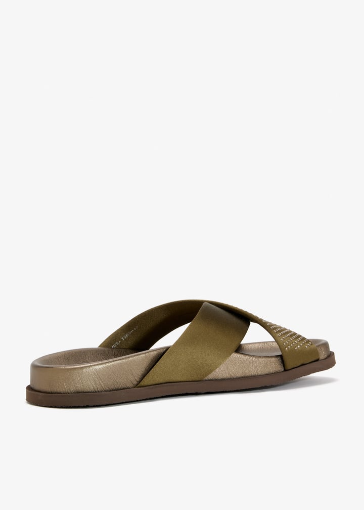 daliana-06-olsngr_6.jpg?ts=20251208130345