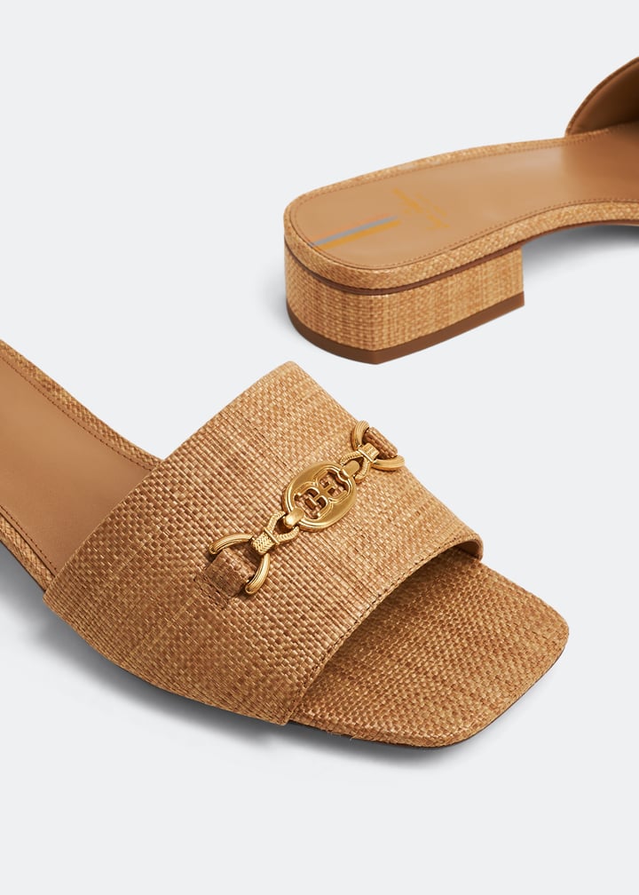 daphna-buftan_3.jpg?ts=20230402031509