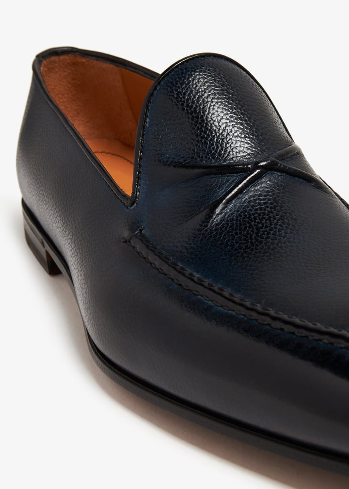 debustis-bluscu_5.jpg?ts=20240203035525