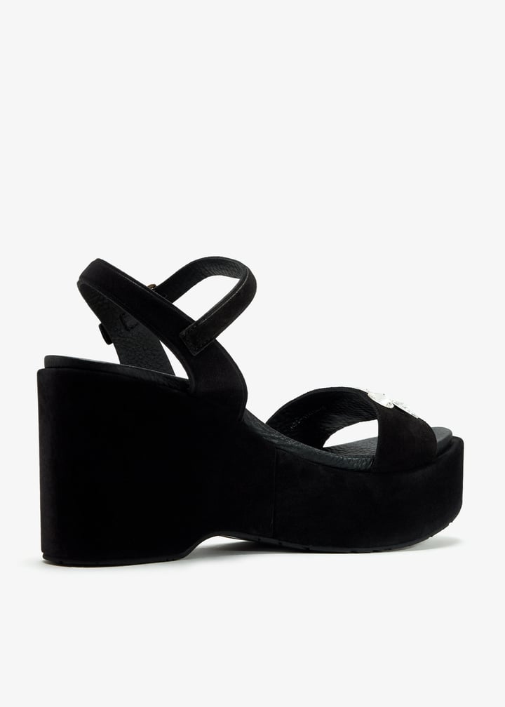 delina-02-black_6.jpg?ts=20250522040619