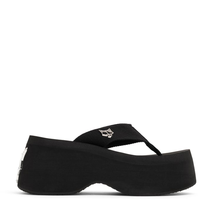 desire-blksvr_1.jpg?ts=20220505183724