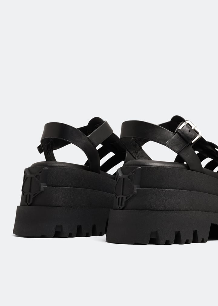 devil-black_3.jpg?ts=20230406101016