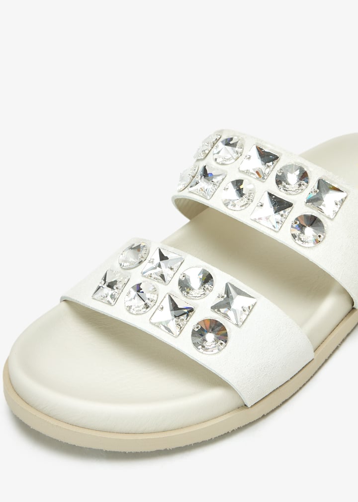 dilys-02-chalk_5.jpg?ts=20250521035344