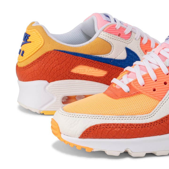 dj8517-800_2.jpg?ts=20220505183732