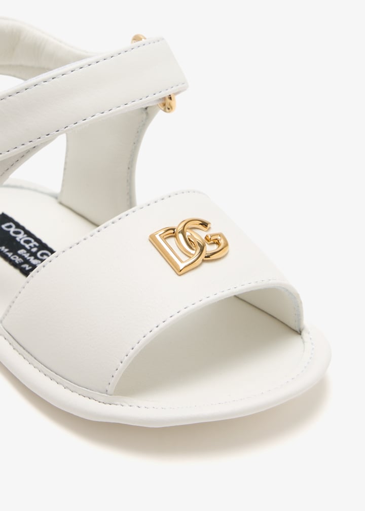 dk0157ab79380001_3.jpg?ts=20250101040515