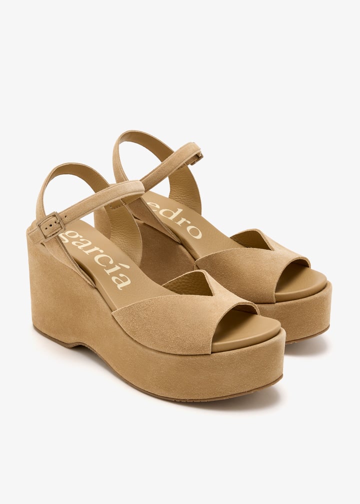 doina-01-010_7.jpg?ts=20251231023216