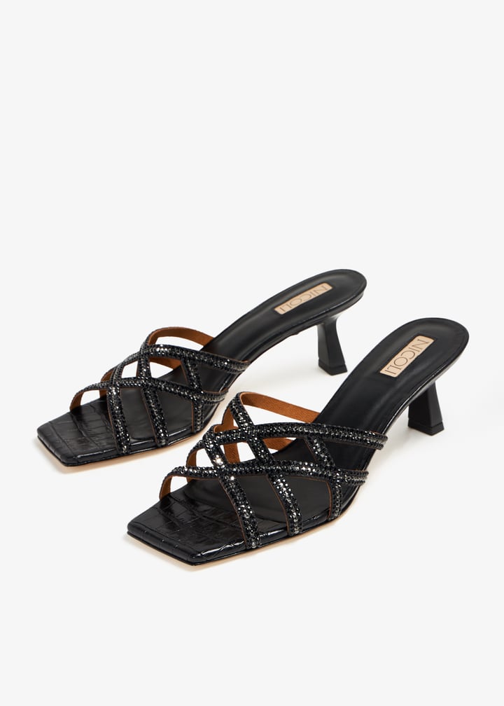 donata-black_5.jpg?ts=20240117030514