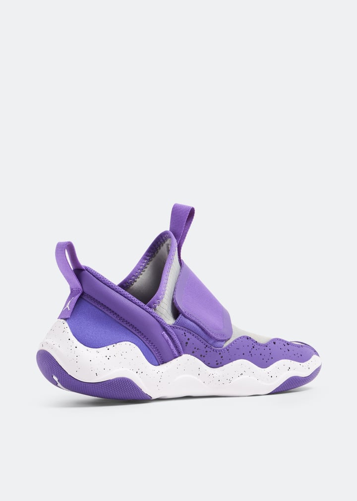 dq9293-500_4.jpg?ts=20230928035008