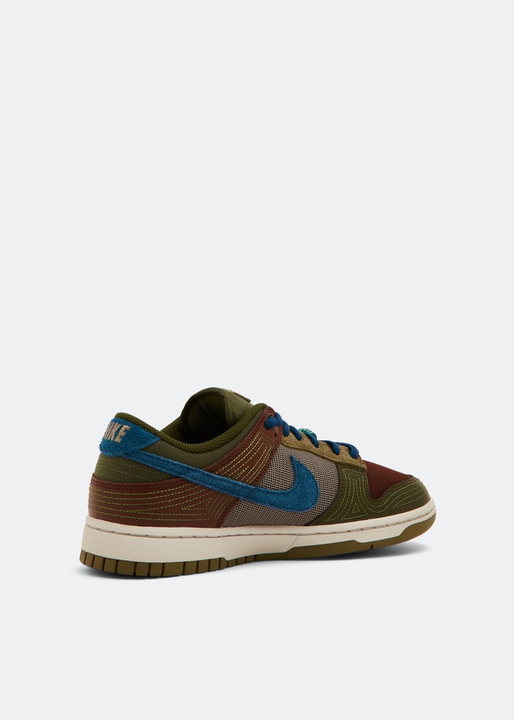 Nike Dunk Low 'Jade' sneakers for Men - Green in UAE | Level Shoes