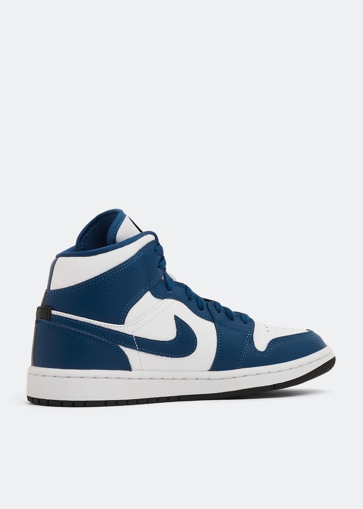 Nike Air Jordan Mid 'Split' sneakers for Women Blue in UAE - Main Image